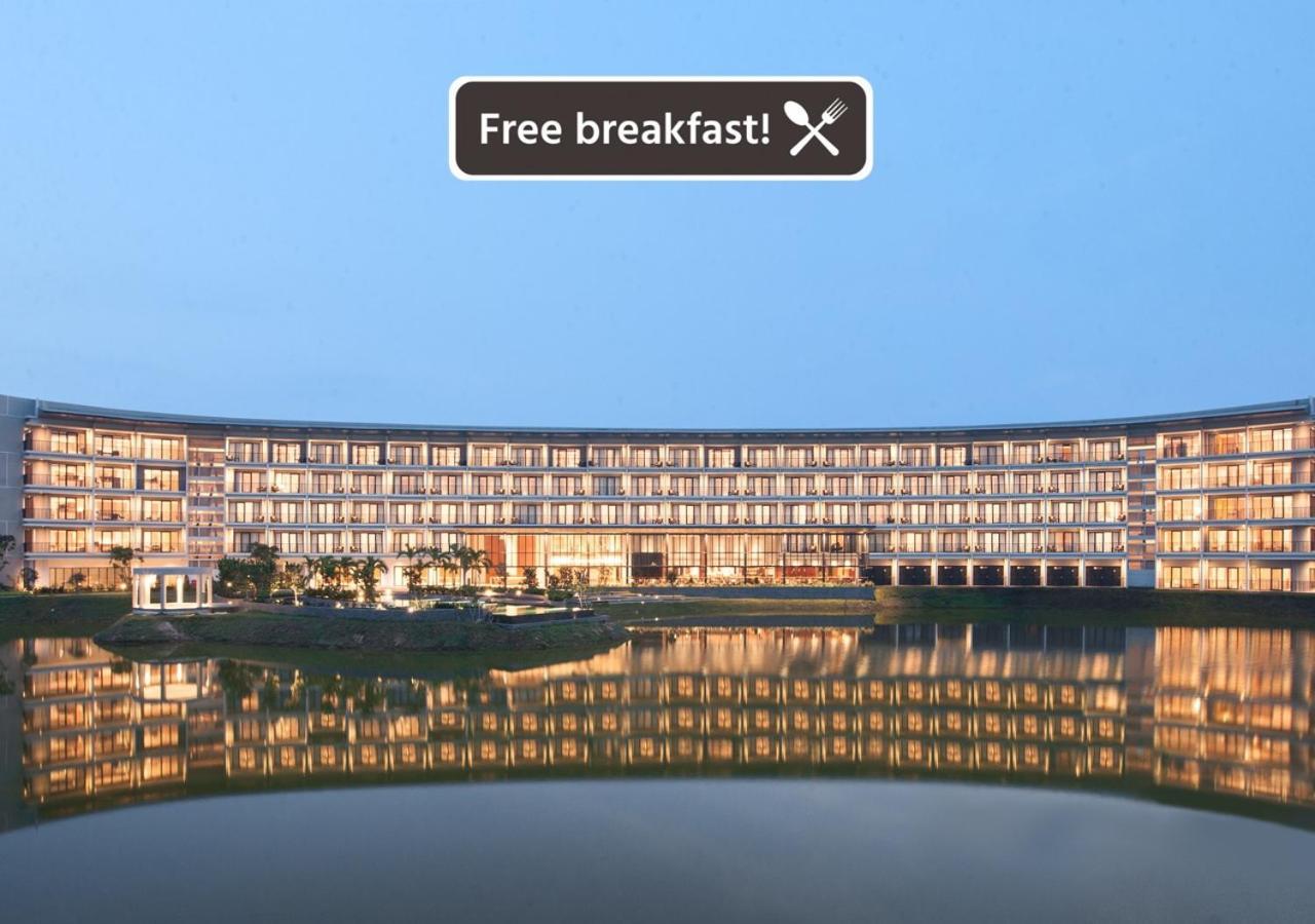 Santika Premiere Bandara Hotel 4*