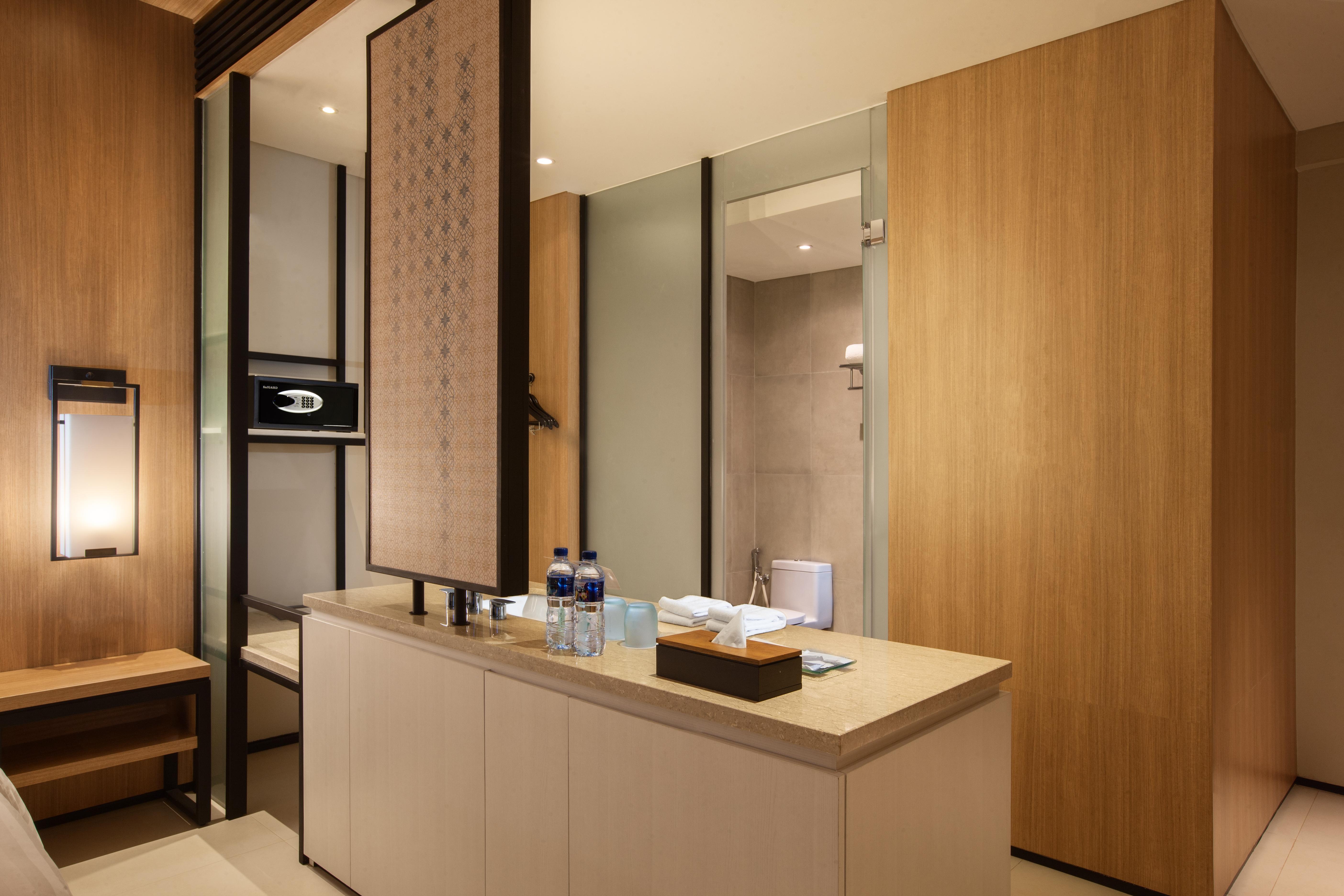 Santika Premiere Bandara Hotel 4*